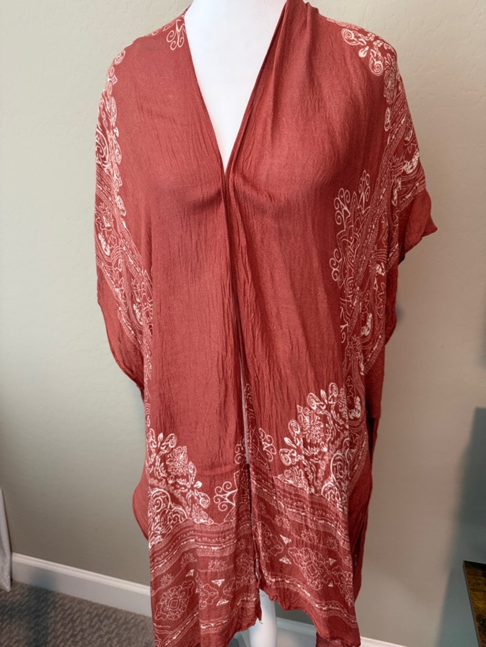 Women's Open-Front Tunic Kimono in Rust Red with White Print
